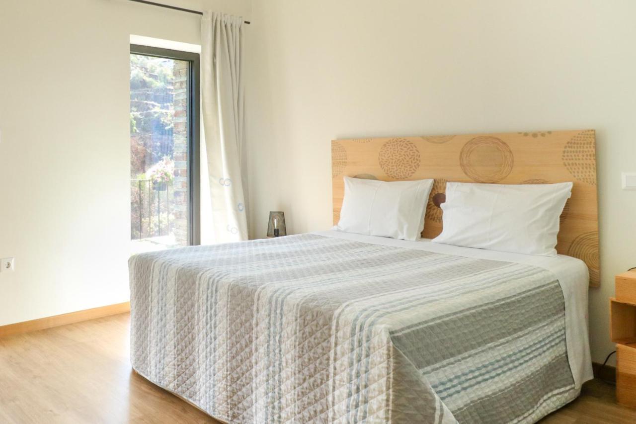 Dois Lagares House Bed & Breakfast Pinhao Exterior photo