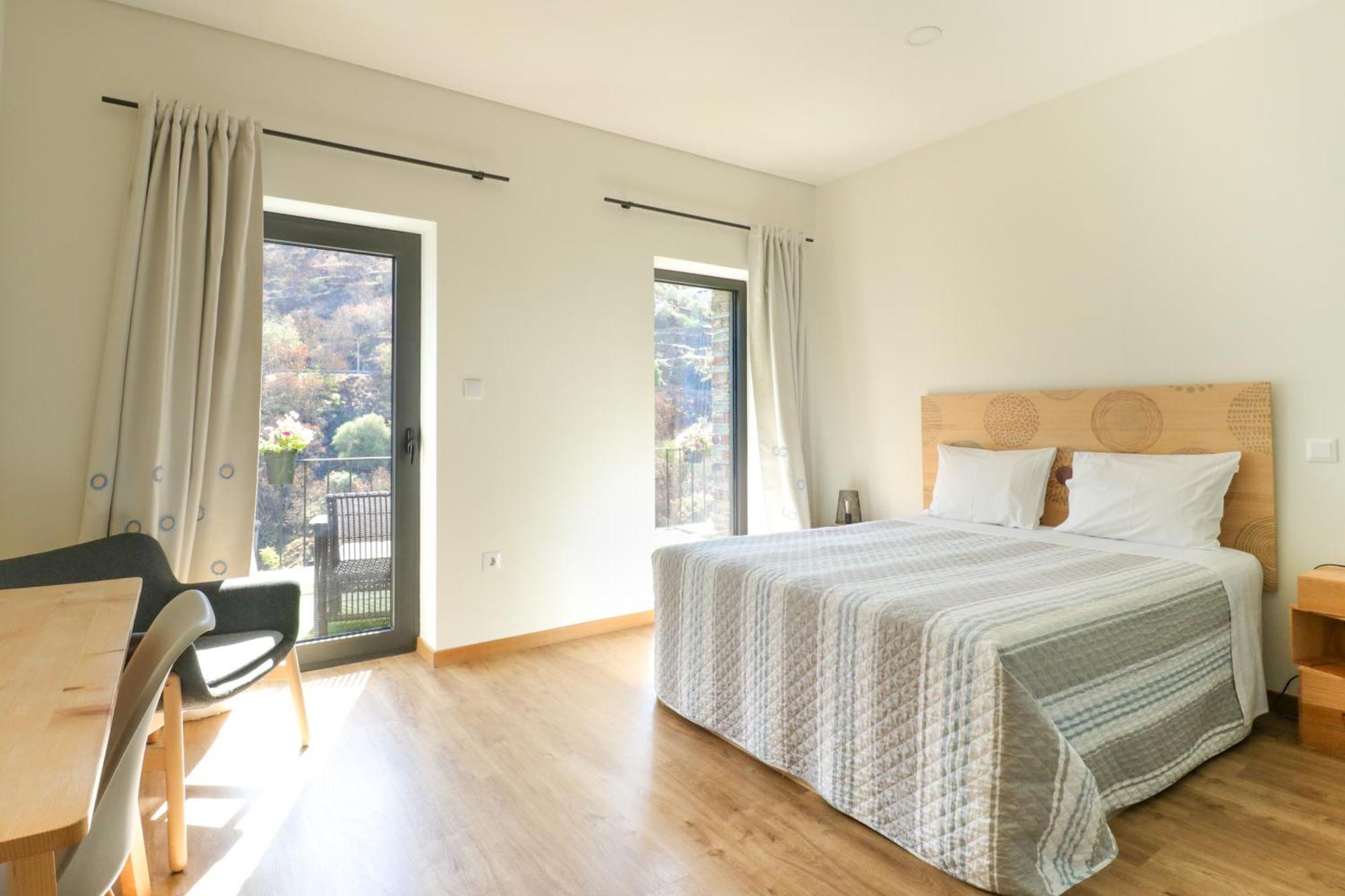 Dois Lagares House Bed & Breakfast Pinhao Room photo